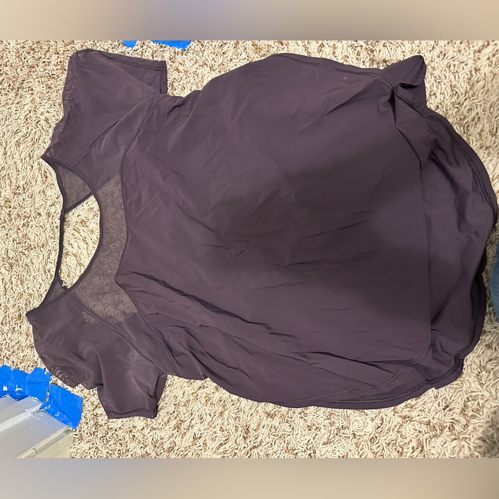 Lululemon purple top